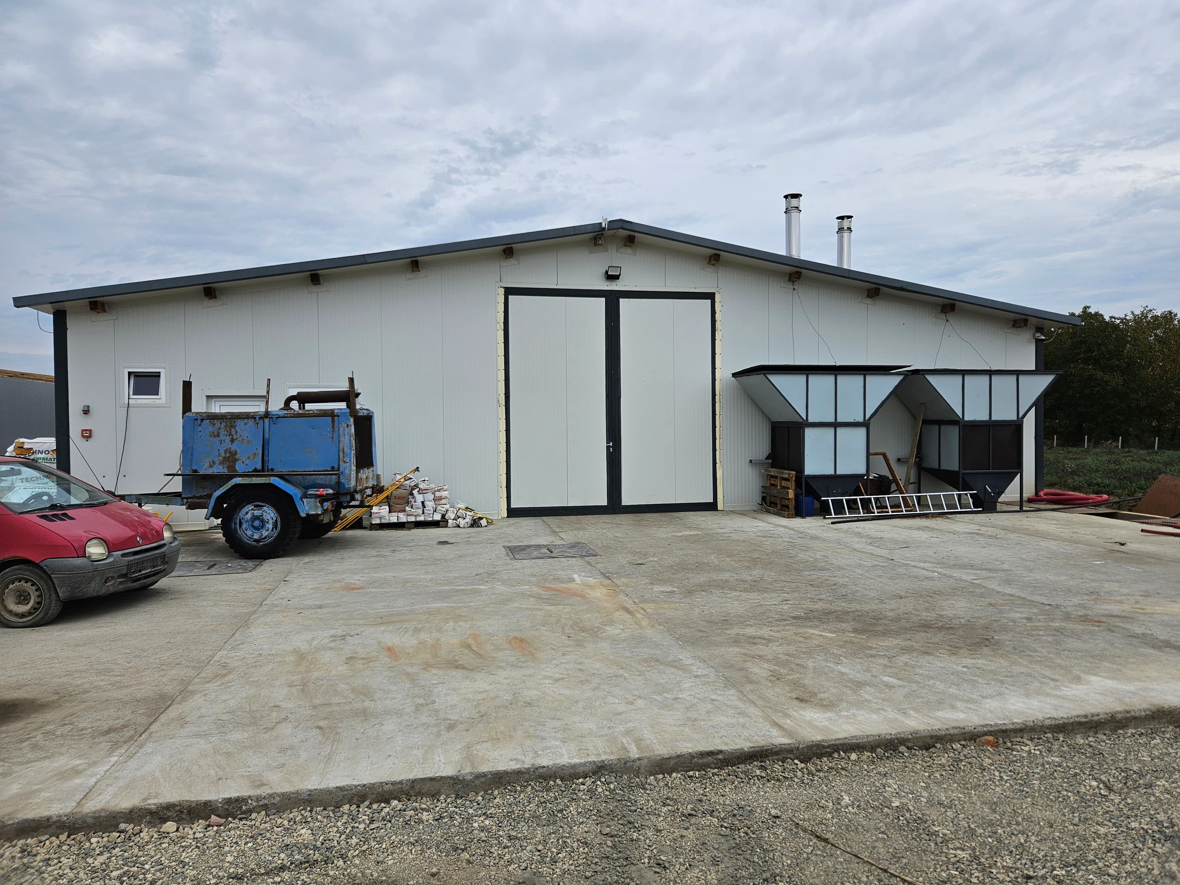 Multivita Chicken Farm — pogled 2