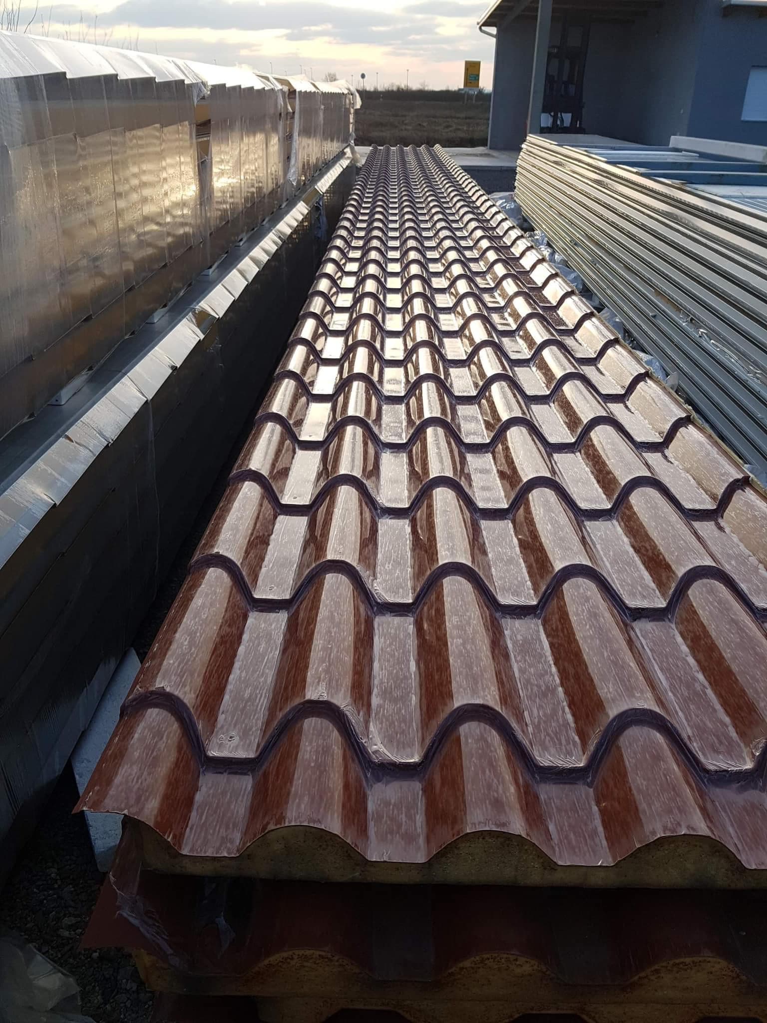 Imitacija crijepa — crvena - RAL 8004